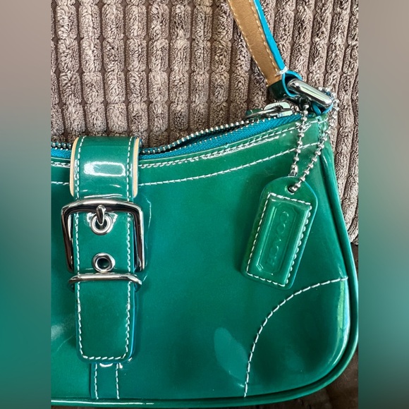 Vintage Coach Hampton Handbag - Picture 4 of 12